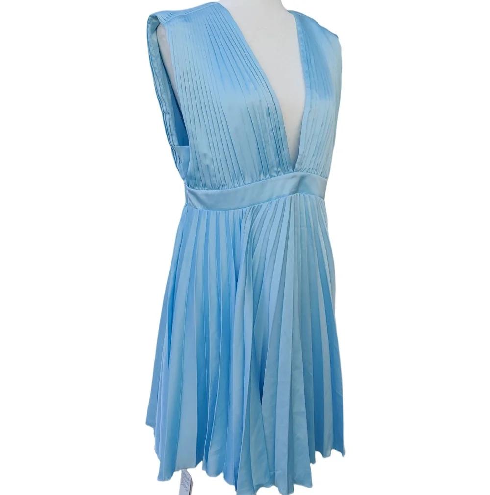 Abercrombie & Fitch Plunge Satin Pleated Formal Dress Sky Blue Women's Large NWT - Picture 16 of 17